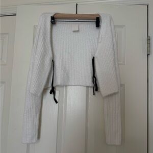 Gianni Bini White Ribbed Cropped Tie-Detail Sweater